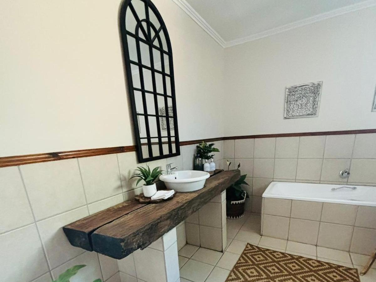 Bliss In The Bay Guesthouse Plettenberg Bay Room photo