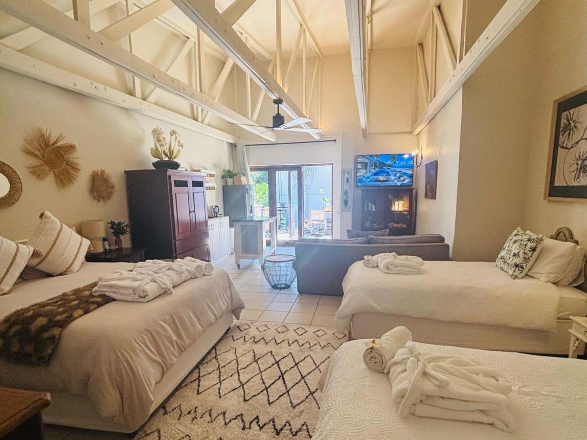 Bliss In The Bay Guesthouse Plettenberg Bay Room photo